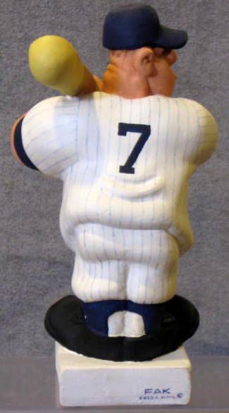 CONTEMPORARY NEW YORK YANKEES KAIL STATUE