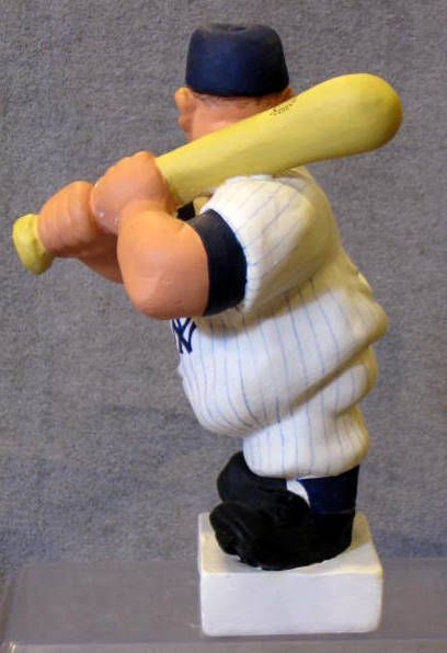 CONTEMPORARY NEW YORK YANKEES KAIL STATUE