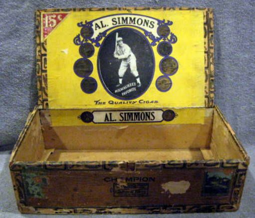 VINTAGE AL SIMMONS CIGAR BOX