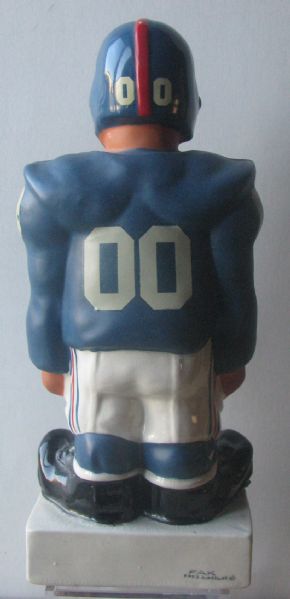 60's NEW YORK GIANTS KAIL LARGE STANDING LINEMAN STATUE