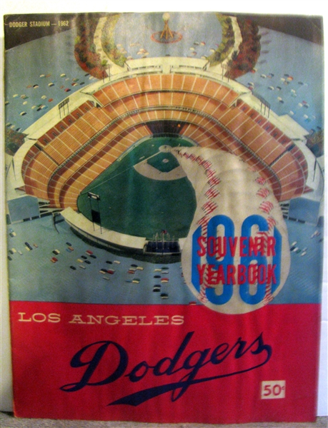 1961 LOS ANGELES DODGERS YEARBOOK