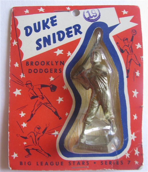 1956 DUKE SNIDER  BROOKLYN DODGERS BIG LEAGUE STARS STATUE ON CARD