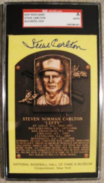 STEVE CARLTON SIGNED HOF POST CARD - SGC SLABBED & AUTHENTICATED