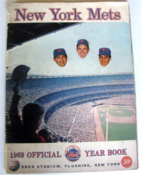 1969 NEW YORK METS YEARBOOK - MIRACLE METS YEAR!