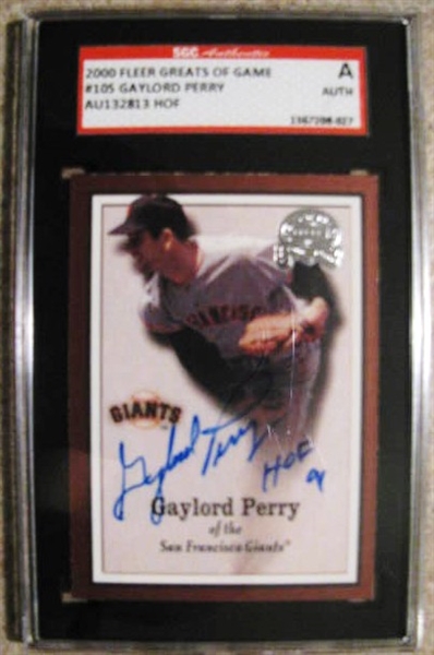 GAYLORD PERRY HOF 91 SIGNED BASEBALL CARD - SGC SLABBED & AUTHENTICATED