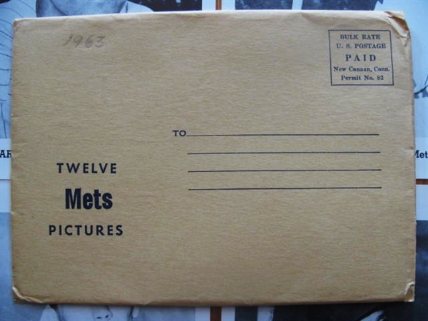 1963 NEW YOK METS PHOTO PACK w ENVELOPE