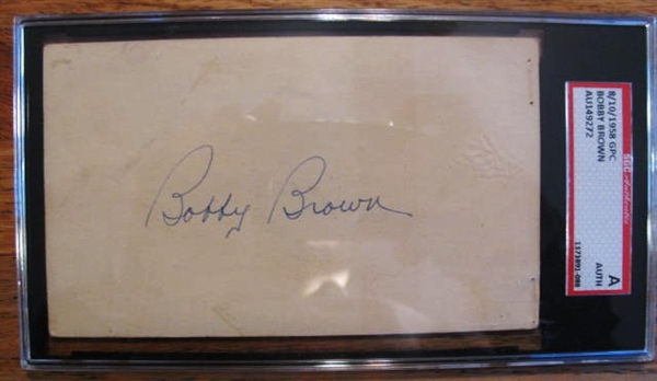BOBBY BROWN SIGNED 1958 POST CARD - SGC SLABBED & AUTHENTICATED