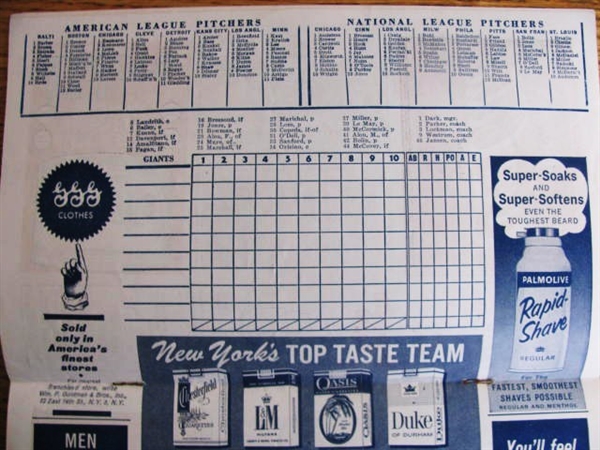 1961 NY YANKEES BASEBALL PROGRAM /MARIS HR YEAR