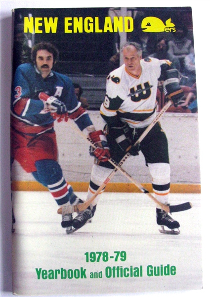 1978/79 NEW ENGLAND WHALERS WHA MEDIA GUIDE / YEARBOOK - GORDIE HOWE COVER