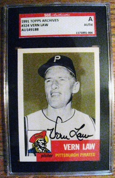 VERN LAW - PIRATES SIGNED BASEBALL CARD - SGC SLABBED & AUTHENTICATED