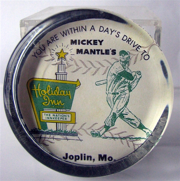 VINTAGE MICKEY MANTLE HOLIDAY INN PAPERWEIGHT