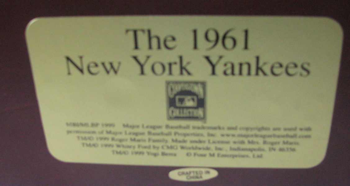 DANBURY MINT 1961 NEW YORK YANKEES TEAM STATUE w/BOX