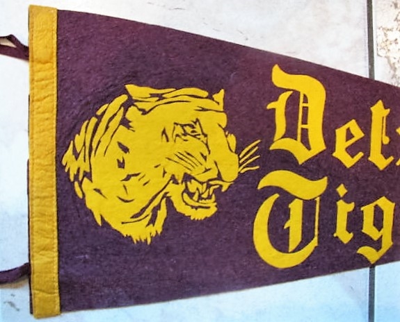 40's DETROIT TIGERS FULL SIZE PENNANT