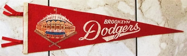 1950's BROOKLYN DODGERS 3/4 SIZE PENNANT