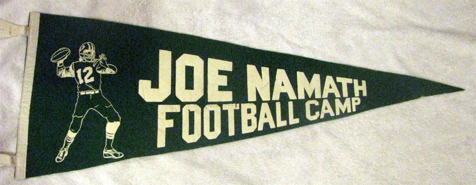 VINTAGE JOE NAMATH - NEW YORK JETS - FOOTBALL CAMP PENNANT
