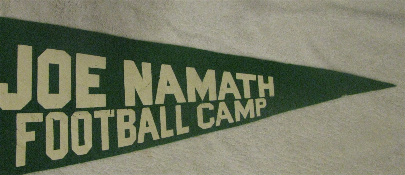 VINTAGE JOE NAMATH - NEW YORK JETS - FOOTBALL CAMP PENNANT