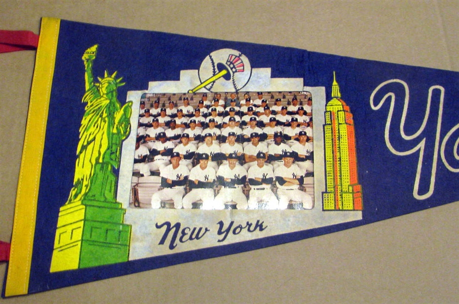 1968 NEW YORK YANKEES FULL SIZE PHOTO PENNANT - MANTLE'S LAST YEAR!