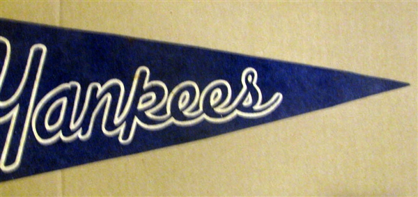 1968 NEW YORK YANKEES FULL SIZE PHOTO PENNANT - MANTLE'S LAST YEAR!