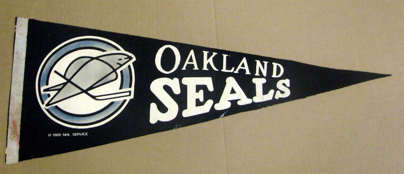 60's OAKLAND SEALS PENNANT - RARE!