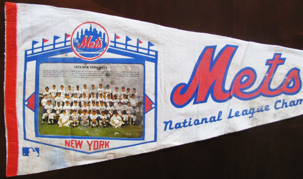 1973 NY METS TEAM PICTURE BASEBALL PENNANT