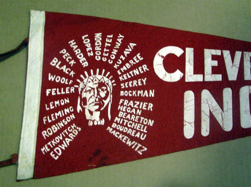 40's CLEVELAND INDIANS PENNANT w/PLAYERS NAMES - VERY RARE!