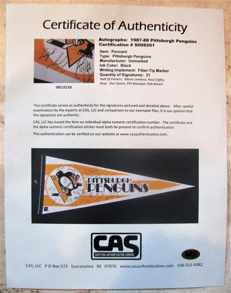 1987-88 PITTSBURGH PENGUINS TEAM SIGNED (21) HOCKEY PENNANT w/LEMIEUX & COFFEY -CAS LOA