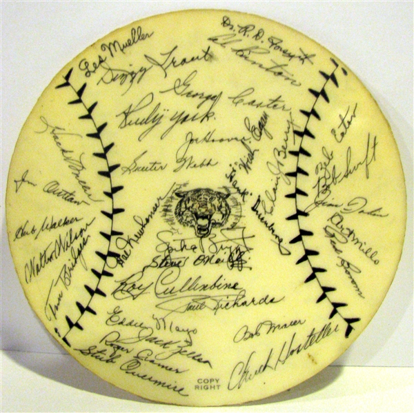 1945 WORLD SERIES BASEBALL DISK w/FACSIMILE AUTOGRAPHS OF TIGERS & CUBS