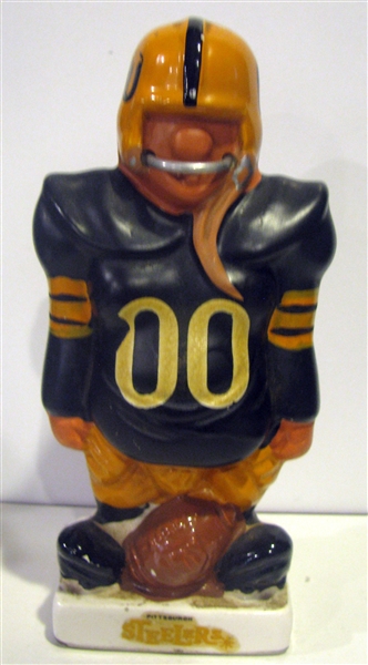 60's PITTSBURGH STEELERS KAIL STATUE - SMALL STANDING LINEMAN