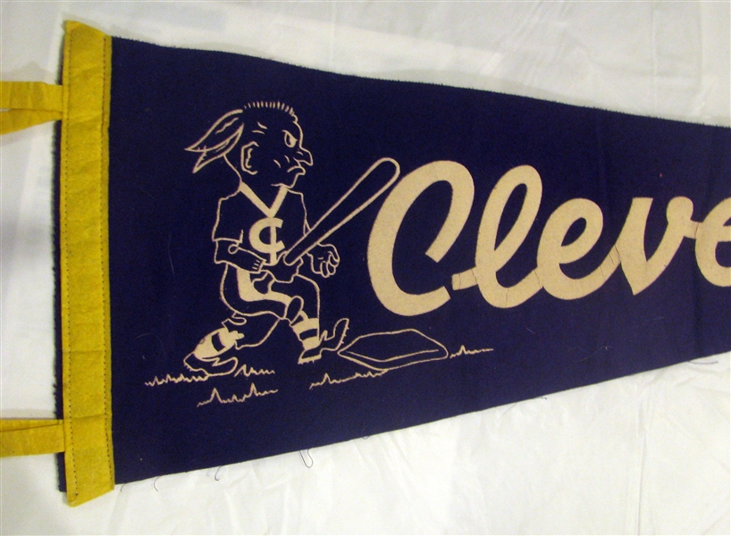 30's CLEVELAND INDIANS 3/4 SIZED PENNANT