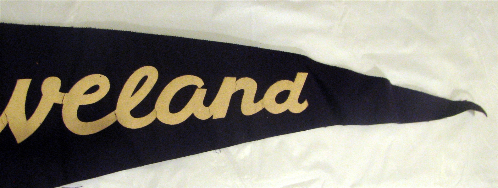 30's CLEVELAND INDIANS 3/4 SIZED PENNANT