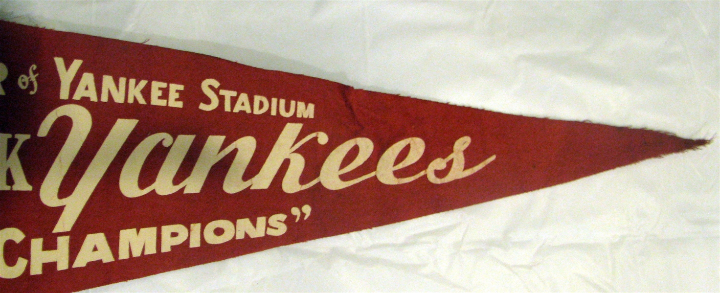 50's  NEW YORK YANKEES OVER-SIZED PENNANT