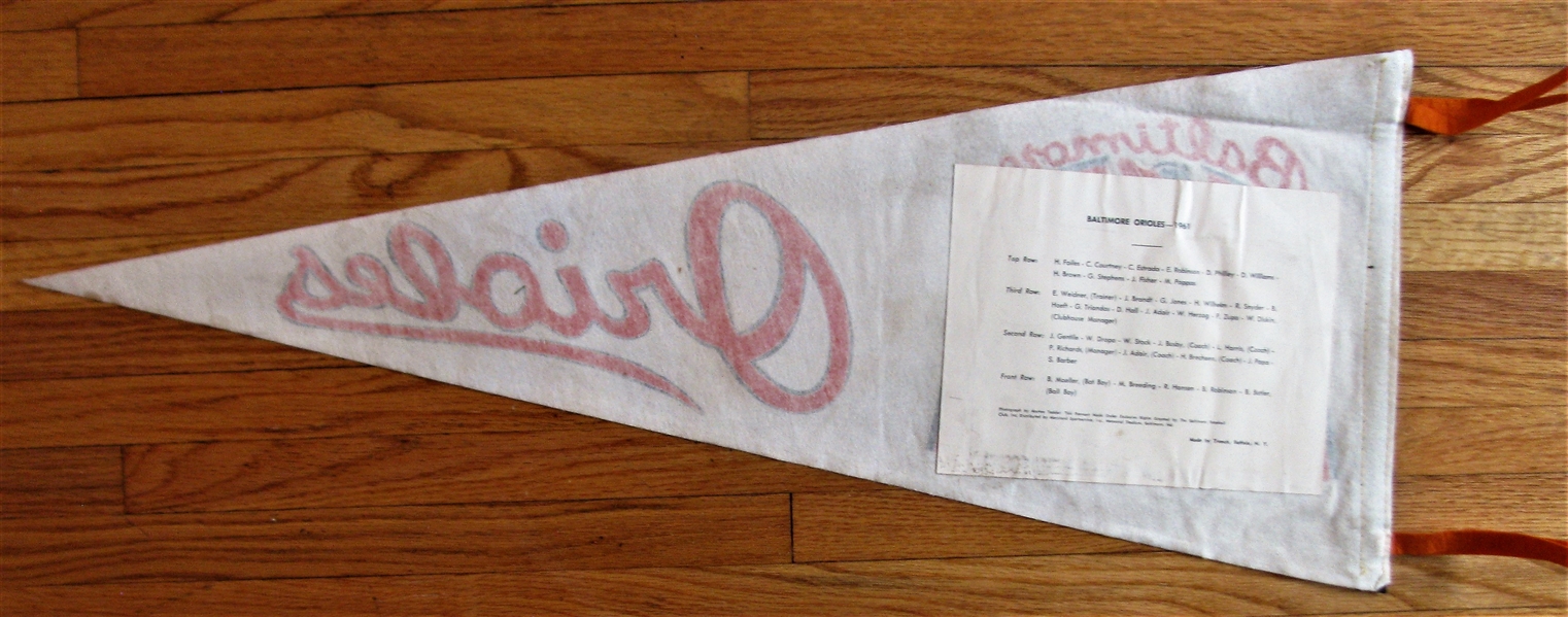 1961 BALTIMORE ORIOLES TEAM PICTURE PENNANT