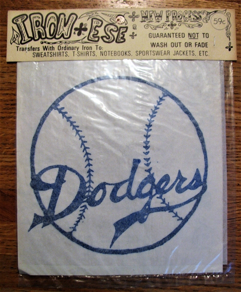 60's LOS ANGELES DODGERS LARGE BASEBALL IRON-ESE IRON ON w/ORIGINAL HEADER & PACKAGE 