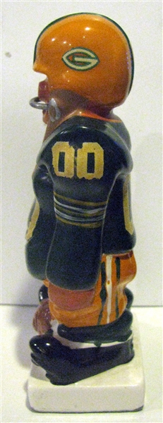 60's GREEN BAY PACKERS KAIL SMALL STANDING LINEMAN STATUE