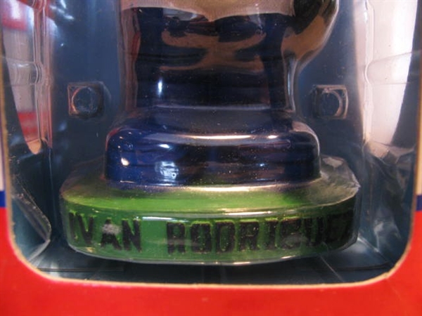 IVAN RODRIGUEZ BOBBLE HEAD IN BOX