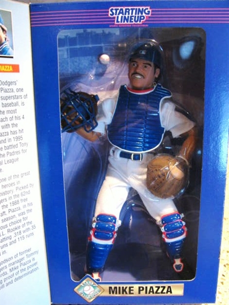 1997 MIKE PIAZZA 12 STARTING LINE-UP FIGURE MINT IN BOX