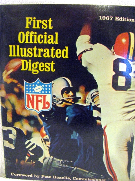 1967 FIRST OFFICIAL NFL ILLUSTRATED DIGEST