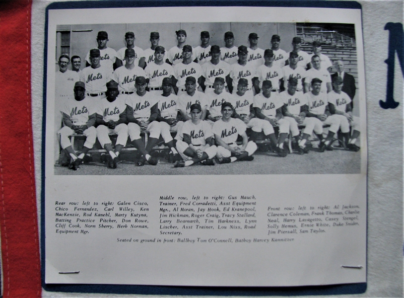1963 NY METS TEAM PICTURE PENNANT
