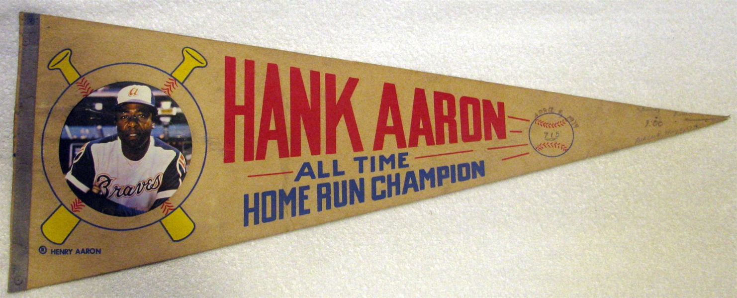 1974 HANK AARON - ATLANTA BRAVES - ALL TIME HOME RUN CHAMPION PENNANT