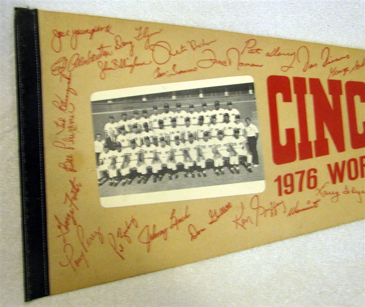 1976 CINCINNATI REDS WORLD CHAMPIONS' PENNANT