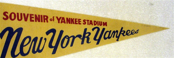 1969 NEW YORK YANKEES PHOTO PENNANT w/MANTLE
