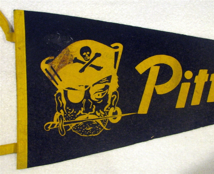 40's/50's PITTSBURGH PIRATES PENNANT