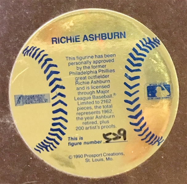1990 RICHIE ASHBURN SIGNED PROSPORT STATUE w/BOX & COA