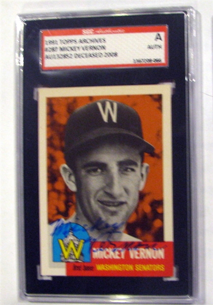 MICKEY VERNON SIGNED 1991 TOPPS ARCHIVES - 1953 SGC SLABBED & AUTHENTICATED
