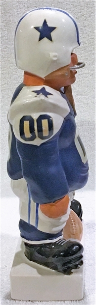 60's DALLAS COWBOYS KAIL STATUE - LARGE STANDING LINEMAN