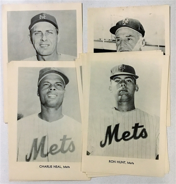1963 NEW YORK METS PHOTO PACK w/ENVELOPE