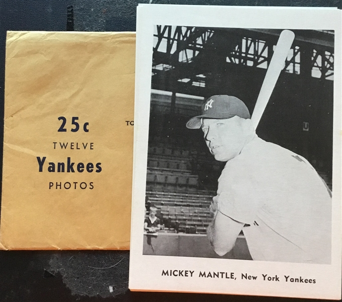 1961 NEW YORK YANKEES PHOTO PACK w/ENVELOPE
