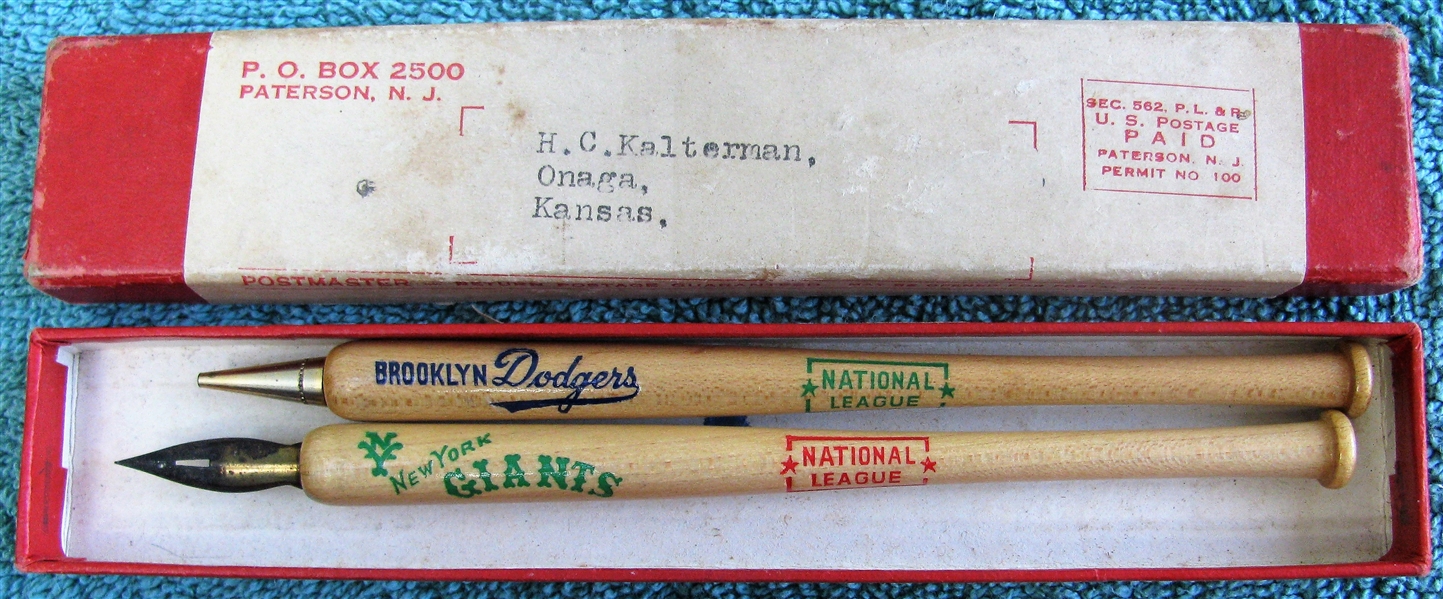 40's BROOKLYN DODGERS & NY GIANTS PEN AND PENCIL SET IN BOX