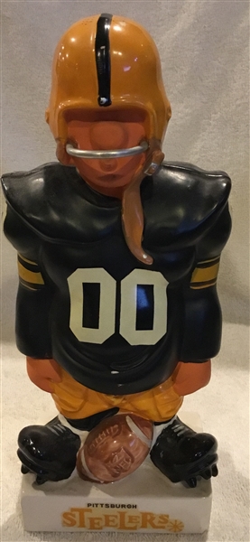 60's PITTSBURGH STEELERS KAIL LARGE STANDING LINEMAN STATUE