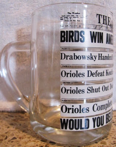 1966 BIRDS WIN AL PENNANT GLASS MUG